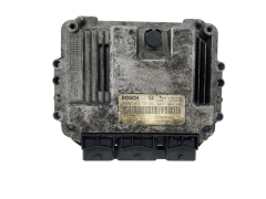 Calculateur 0281011776 8200391966 8200386508 Renault Bosch 52616