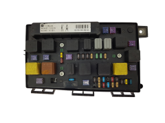 Boîtier Fusibles 13250232 KA 5DK009464-30 Opel GM 20682