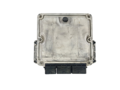Calculateur 0281010632 8200051608 8200118526 Renault Opel Bosch 45763