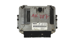 Calculateur Renault 0281011390 8200310863 8200349846 Bosch 22484