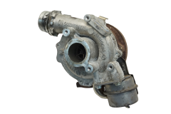 Turbocompresseur 54389700002 111232H821162190 144117462R Renault Mercedes 2 Turbocompresseur 54389700002 111232H821162190 144117462R Renault Mercedes 2