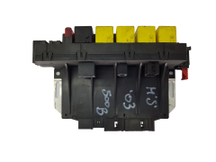 Boîtier Fusibles A0205451732 05045110 Mercedes-Benz 19502