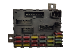 Boîtier Fusibles Alfa Romeo 46447809 