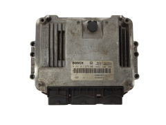 Calculateur 0281011275 8200305678 8200269879 Renault Bosch 3209