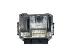 Calculateur 0281011432 8200311550 8200311553 Renault Bosch 62475