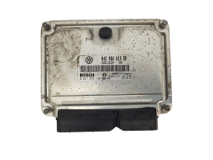 Calculateur 045906019BP 0281012194 VW Bosch 2824