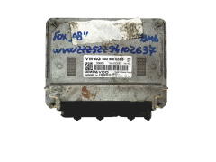 Calculateur 03D906023B 5WP40800 04 VW Siemens 27178