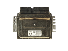 Calculateur Nissan MEC32-040 L4 YX Hitachi 26840