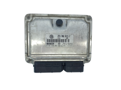 Calculateur 074906018C 0281010082 VW Bosch 62892 Calculateur 074906018C 0281010082 VW Bosch 62892