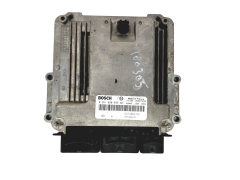 Calculateur 237104627R 237104376R 0281030899 Renault Bosch 29738