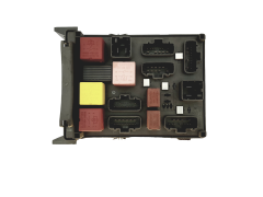 Calculateur 518831102 8200004201E 8200447434 Renault