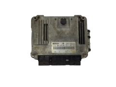 Calculateur 0281012589 8200527725 8200527756 Renault Bosch 18782
