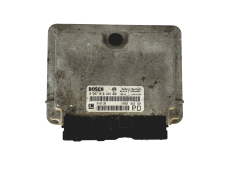 Calculateur Opel 24417169 0281010268 Bosch GM 28298