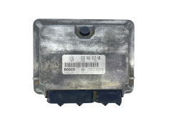 Calculateur 038906013AB 0281001911 Seat Bosch 63636