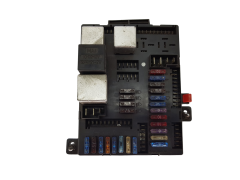 Boîtier Fusibles 6315400973 Mercedes-Benz