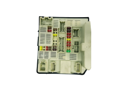 Calculateur USMX-62 284B67653R 519338198 Renault 31352 Calculateur USMX-62 284B67653R 519338198 Renault 31352