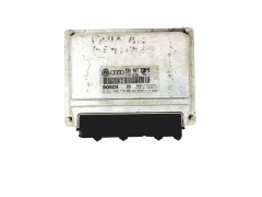 Calculateur Ecu Audi 8D0907558B 0261204774 Bosch 24783