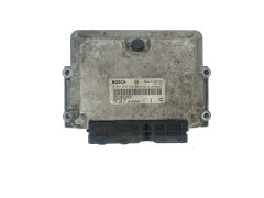 Calculateur 55185365 0281010332 41AAA Alfa Romeo Bosch 46883