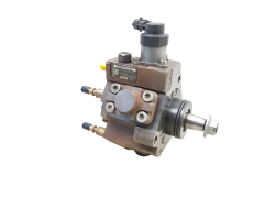 Pompe D’injection Bosch 8200754783 0445010196 2.5 DCI Renault Opel 1055