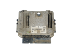 Calculateur Ecu Opel 12992628LK 0281011380 Bosch 35653