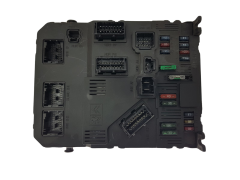 Calculateur BSI E02-00 S118085220A 9649627880 PSA Siemens 2126