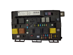 Calculateur 13206748 5DK008668-48 743381 GU Opel GM Calculateur 13206748 5DK008668-48 743381 GU Opel GM