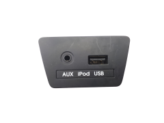Module AUX iPod USB Hyundai IX35 96110-2S000TAN Module AUX iPod USB Hyundai IX35 96110-2S000TAN