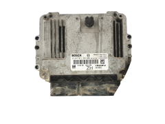 Calculateur Opel 0281011943 55556829 8973785712 Bosch 23781