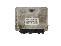 Calculateur 038906018J 0281001613 VW Bosch 37660
