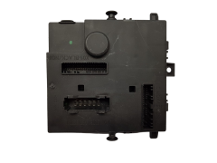 Calculateur BCM X44-L3 8201229417 00401561 Renault Temic Calculateur BCM X44-L3 8201229417 00401561 Renault Temic