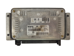Calculateur 0261206214 9632693880 26FM0652 PSA Bosch 3012
