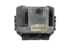Calculateur 0281011275 8200305678 8200269879 Renault Bosch 51592