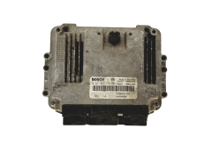 Calculateur 0281011776 8200391966 8200386508 Renault Bosch 26049