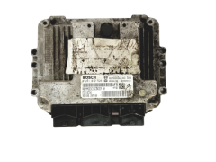 Calculateur 0281012528 9657699480 9664620780 PSA Bosch 18583