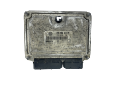 Calculateur 038906012CE 0281010257 Skoda VW Bosch 50816