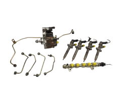 Pompe à carburant et injecteurs 0445010033 0445110084 2.2 DCI Renault 