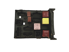 Calculateur 518837018 8200004201E 8200283815 Renault 22759 Calculateur 518837018 8200004201E 8200283815 Renault 22759