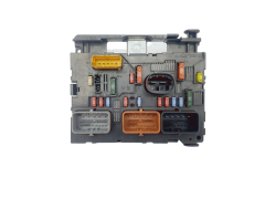 Calculateur BSM -L03-00 9664055480 PSA 40412 Calculateur BSM -L03-00 9664055480 PSA 40412
