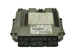 Calculateur 0281010390 9647785880 9647158380 PSA Bosch 68257