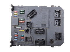 Calculateur BSI Citroen Peugeot E02-00 MG 9657999780  S118085220F