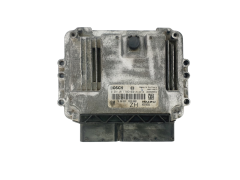 Calculateur Opel 0281011943 55556829 8973785712 Bosch 45761