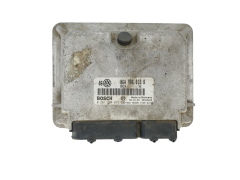 Calculateur 06A906018R 0261204673 VW Bosch Calculateur 06A906018R 0261204673 VW Bosch