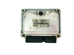 Calculateur 045906019C 0281010697 VW Bosch 32650