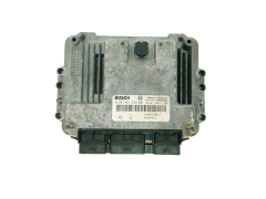 Calculateur 0281011549 8200310863 8200370779 Renault Bosch 33123