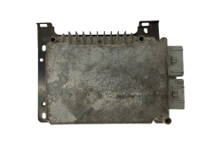 Calculateur Ecu 05033 116AD P05033116AD HYN9AB3 Chrysler 15222