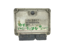 Calculateur 038906019FE 0281010744 VW Bosch