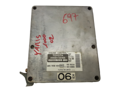 Calculateur Toyota 89661-52065 211000-7215 Fujitsu 22611