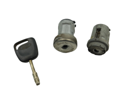 Commutateur D’allumage Ford Focus Q68BA 1050 Commutateur D’allumage Ford Focus Q68BA 1050