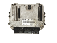Calculateur 0281013907 8200705747 8200705748 Renault Bosch 18193