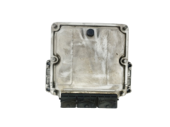 Calculateur 0281001999 7700104407 8200095448 Renault Bosch 42608